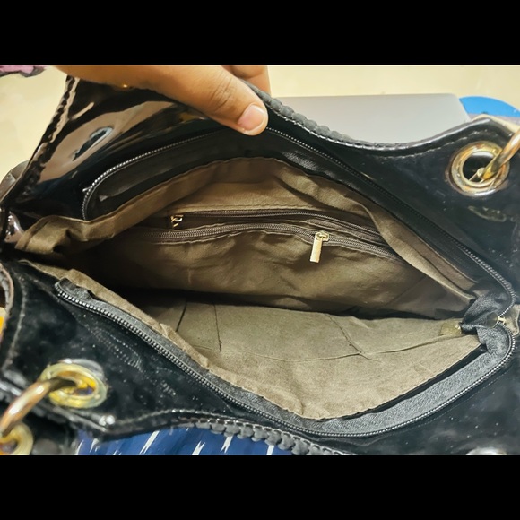 New black handbag purchased in Dubai - Picture 10 of 11